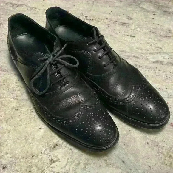 John Varvatos Other - John Varvatos Wingtips 9 Black